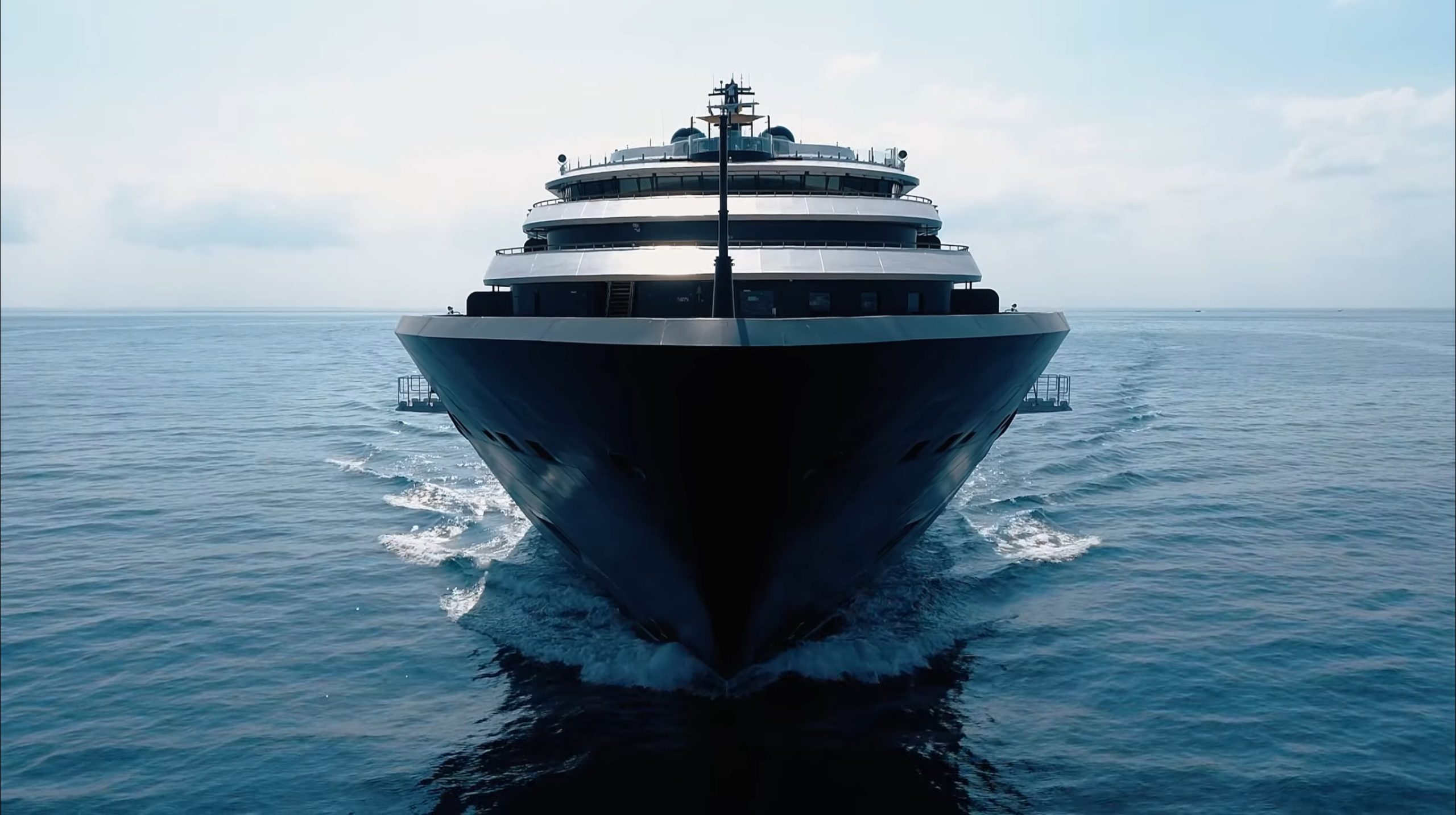 Ritz-Carlton prend la mer avec une collection de yachts époustouflante!